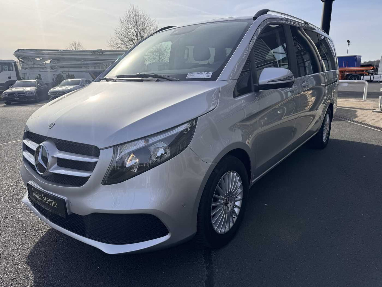 Mercedes-Benz V 220 d EDITION DISTRONIC MBUX Kamera 6Sitze - Personenwagen: afbeelding 3 Mercedes-Benz V 220 d EDITION DISTRONIC MBUX Kamera 6Sitze - Personenwagen: afbeelding 3