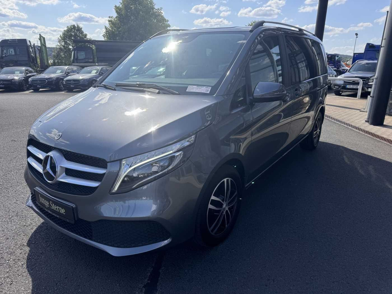 Mercedes-Benz V 220 d EDITION Liege-Paket AHK2,5 LED DAB MBUX - Stationwagen: afbeelding 3 Mercedes-Benz V 220 d EDITION Liege-Paket AHK2,5 LED DAB MBUX - Stationwagen: afbeelding 3