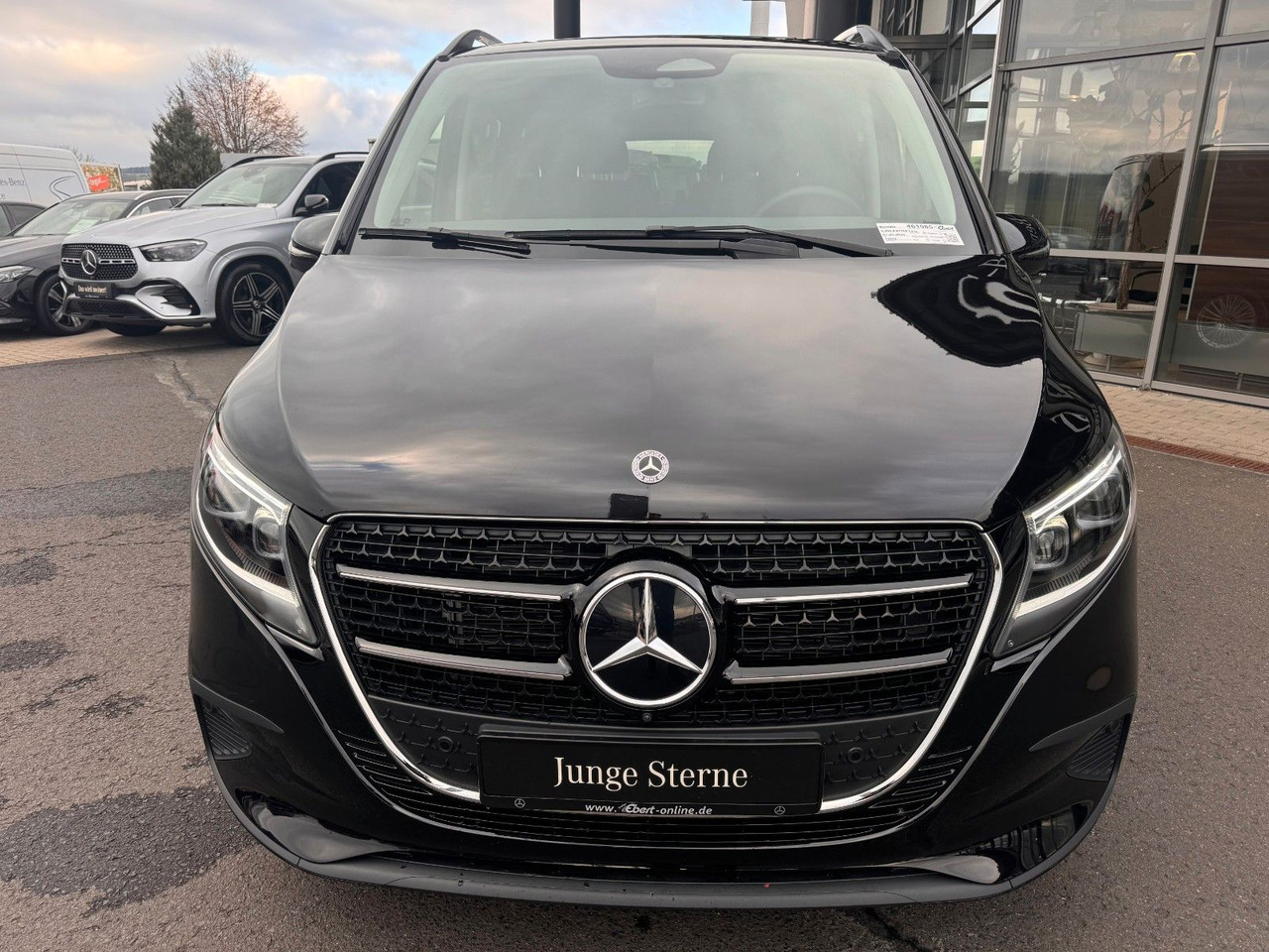 Mercedes-Benz V 250 d STYLE el.Tür AHK2,5 DISTRONIC 360Kamera - Stationwagen: afbeelding 2 Mercedes-Benz V 250 d STYLE el.Tür AHK2,5 DISTRONIC 360Kamera - Stationwagen: afbeelding 2