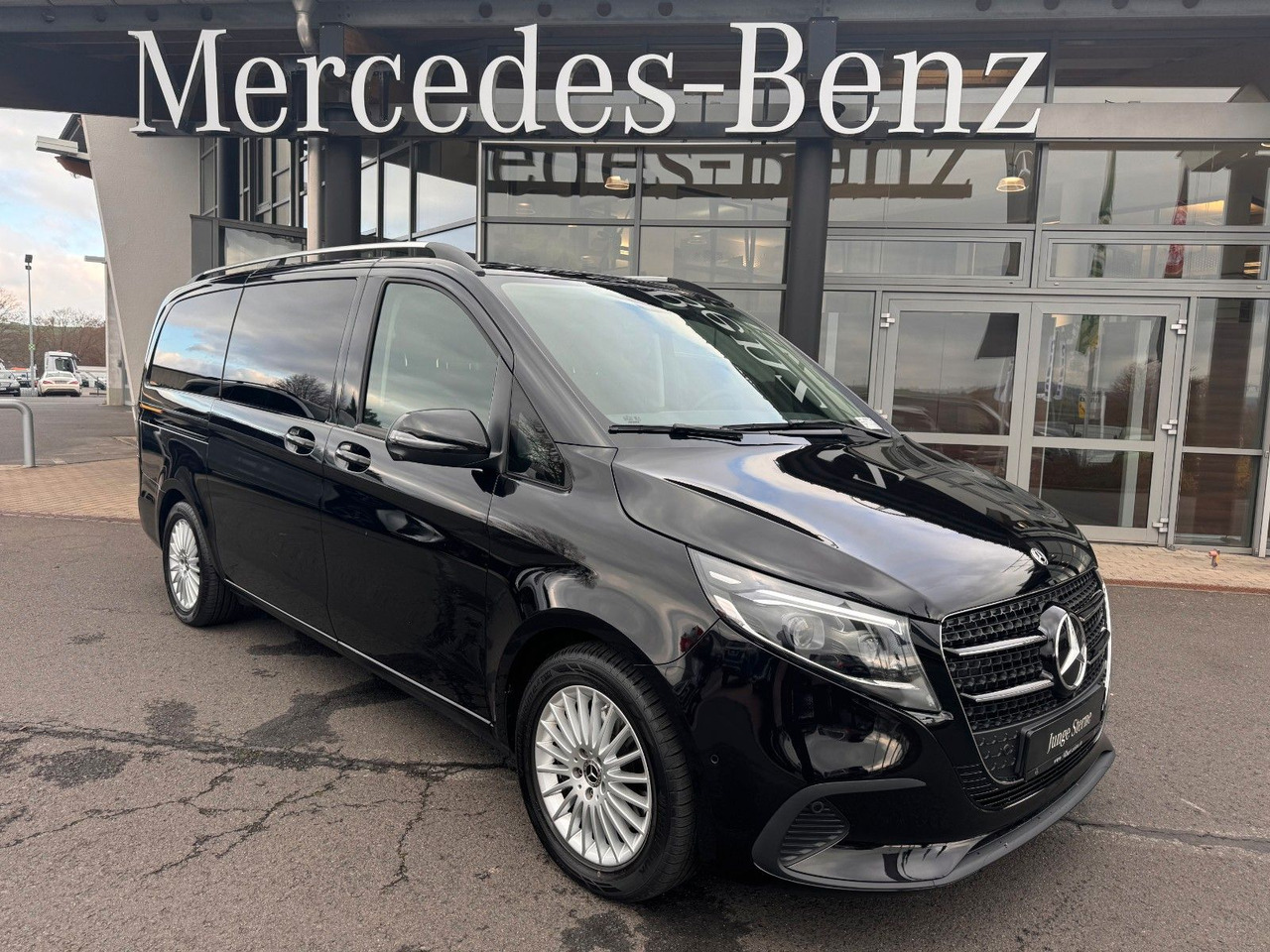 Mercedes-Benz V 250 d STYLE el.Tür AHK2,5 DISTRONIC 360Kamera - Stationwagen: afbeelding 1 Mercedes-Benz V 250 d STYLE el.Tür AHK2,5 DISTRONIC 360Kamera - Stationwagen: afbeelding 1