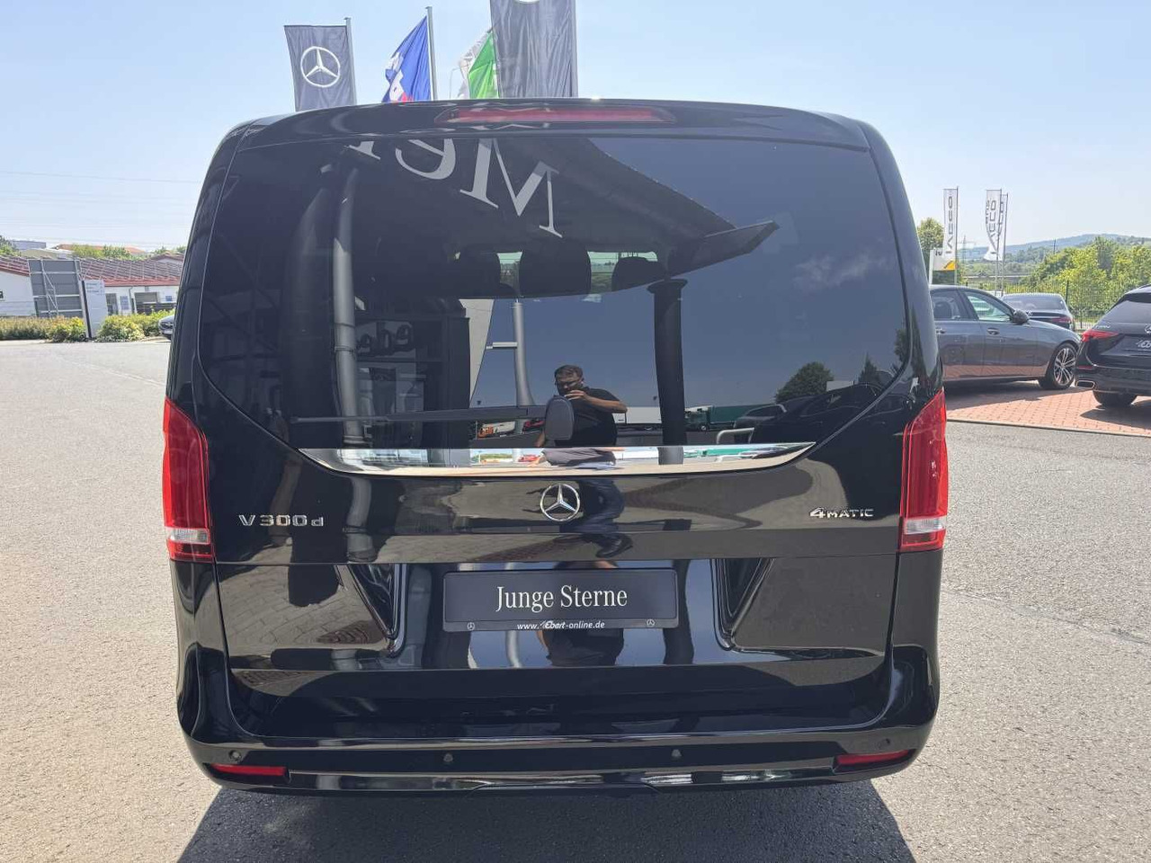 Mercedes-Benz V 300 d 4MATIC AVA 3430 AHK2,5 DISTRONIC 360 - Personenwagen: afbeelding 5 Mercedes-Benz V 300 d 4MATIC AVA 3430 AHK2,5 DISTRONIC 360 - Personenwagen: afbeelding 5