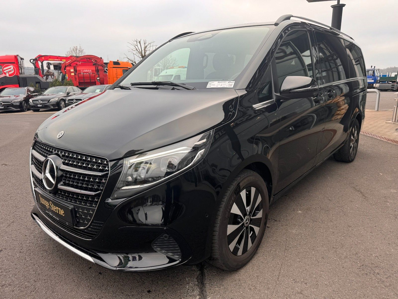 Mercedes-Benz V 300 d AVA DISTRONIC AHK Standheiz Sound - Stationwagen: afbeelding 3 Mercedes-Benz V 300 d AVA DISTRONIC AHK Standheiz Sound - Stationwagen: afbeelding 3