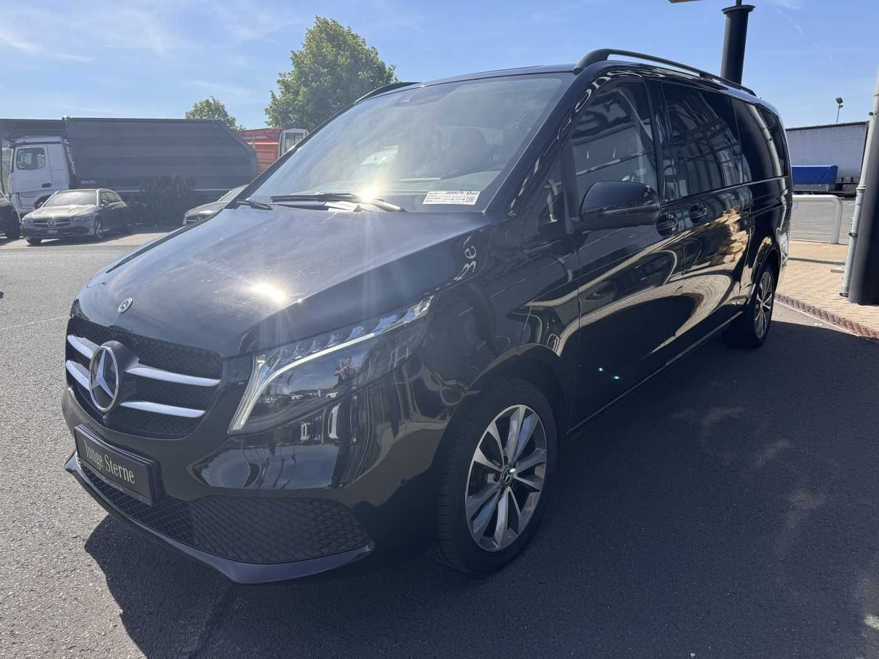 Mercedes-Benz V 300 d AVA Extralang AIRMATIC Standheiz 360Kam - Personenwagen: afbeelding 3 Mercedes-Benz V 300 d AVA Extralang AIRMATIC Standheiz 360Kam - Personenwagen: afbeelding 3
