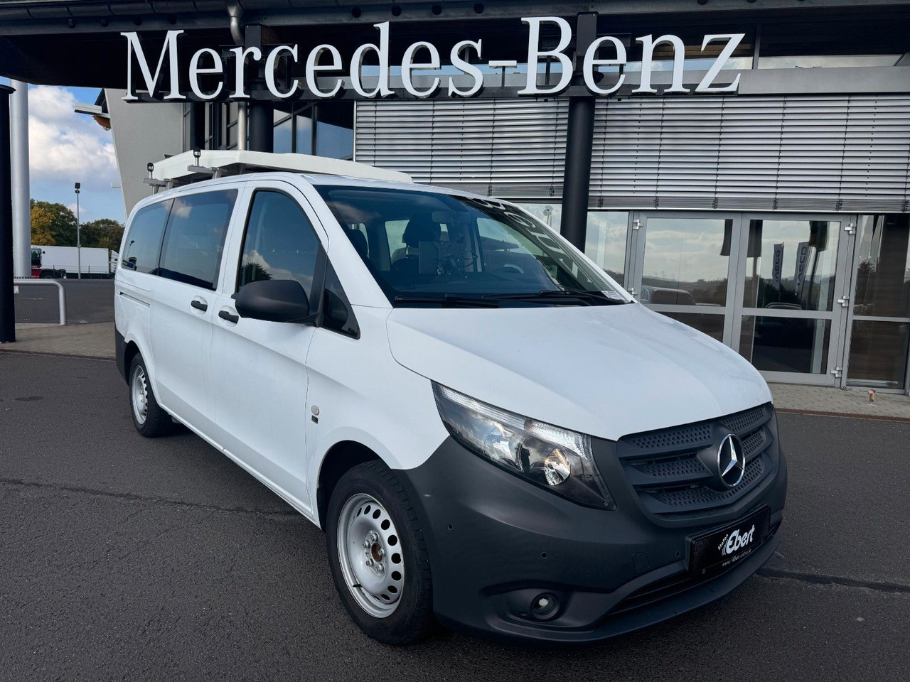 Mercedes-Benz Vito 114 CDI Tourer Begleitfahrzeug BF3+ / WVZ - Gesloten bestelwagen: afbeelding 1 Mercedes-Benz Vito 114 CDI Tourer Begleitfahrzeug BF3+ / WVZ - Gesloten bestelwagen: afbeelding 1