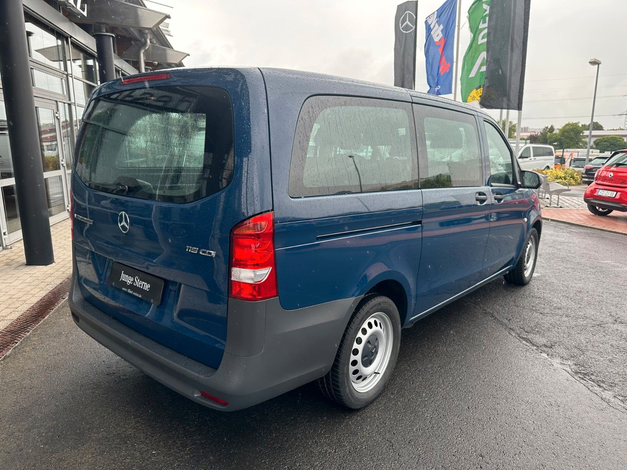 Mercedes-Benz Vito 119 CDI Tourer 3200 Klima AHK Tempomat - Personenvervoer: afbeelding 4 Mercedes-Benz Vito 119 CDI Tourer 3200 Klima AHK Tempomat - Personenvervoer: afbeelding 4