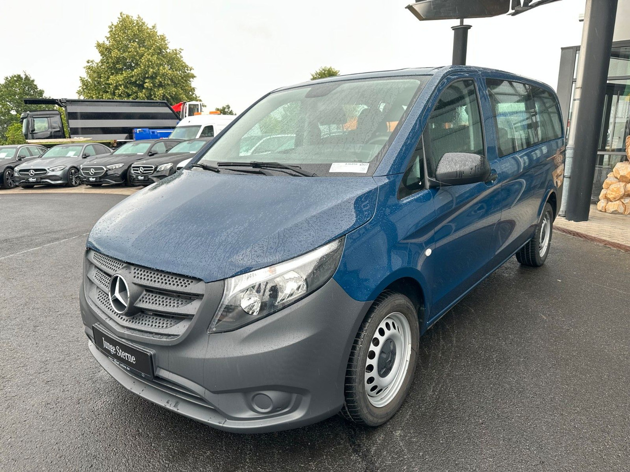 Mercedes-Benz Vito 119 CDI Tourer 3200 Klima AHK Tempomat - Personenvervoer: afbeelding 3 Mercedes-Benz Vito 119 CDI Tourer 3200 Klima AHK Tempomat - Personenvervoer: afbeelding 3