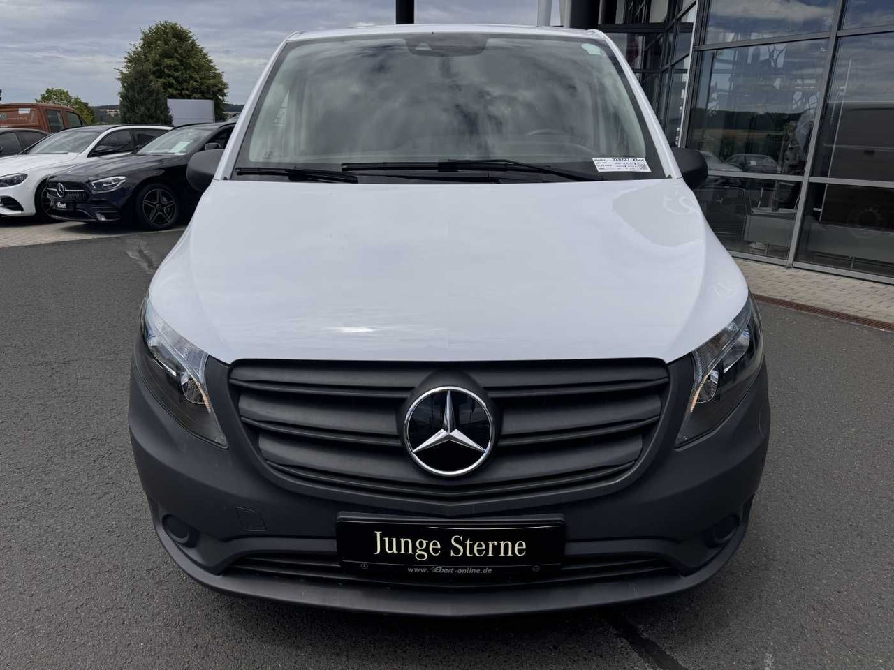 Mercedes-Benz eVito 112 Klima Kamera Navi SHZ Tempomat - Kleine bestelwagen, Elektrische bedrijfswagen: afbeelding 2 Mercedes-Benz eVito 112 Klima Kamera Navi SHZ Tempomat - Kleine bestelwagen, Elektrische bedrijfswagen: afbeelding 2