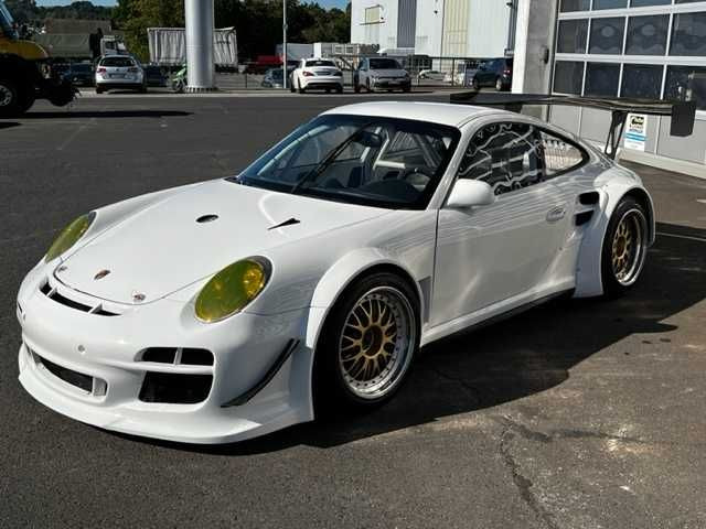 Porsche 997 GT2 RSR Rennwagen - Personenwagen: afbeelding 4 Porsche 997 GT2 RSR Rennwagen - Personenwagen: afbeelding 4