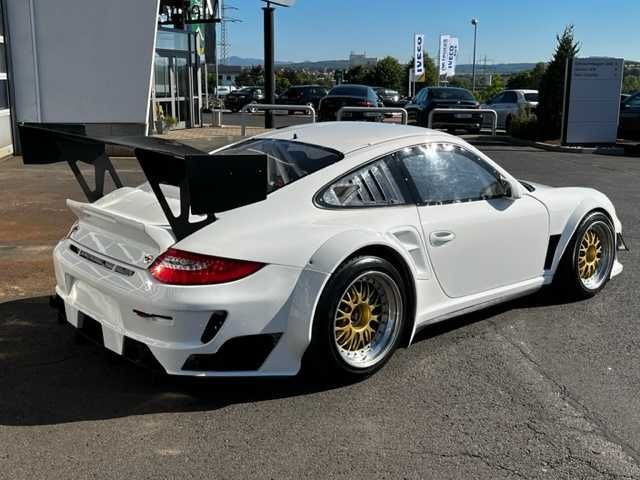 Porsche 997 GT2 RSR Rennwagen - Personenwagen: afbeelding 3 Porsche 997 GT2 RSR Rennwagen - Personenwagen: afbeelding 3