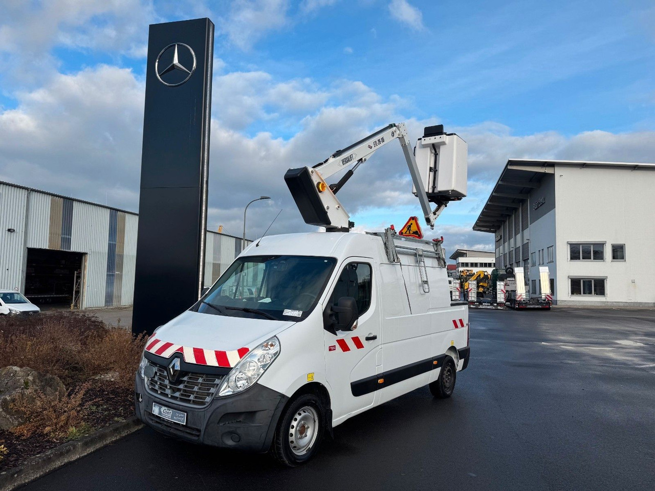 Renault Master 2.3 dCi / VERSALIFT ETL-26, 11,3m - Vrachtwagen hoogwerker: afbeelding 1 Renault Master 2.3 dCi / VERSALIFT ETL-26, 11,3m - Vrachtwagen hoogwerker: afbeelding 1