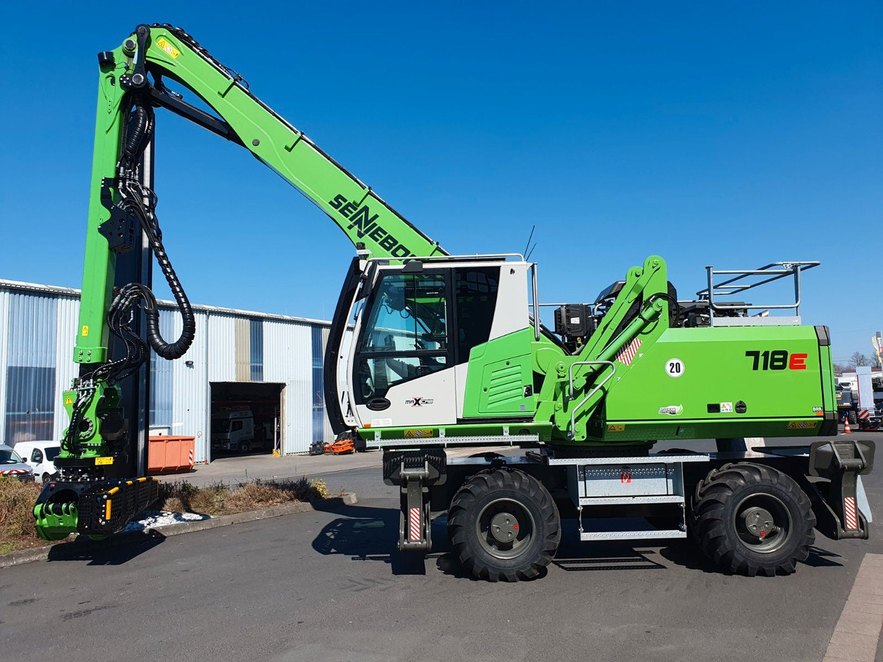 Sennebogen 718 / inkl. Albach Fällzange / nur 640h! - Mobiele graafmachine: afbeelding 4 Sennebogen 718 / inkl. Albach Fällzange / nur 640h! - Mobiele graafmachine: afbeelding 4