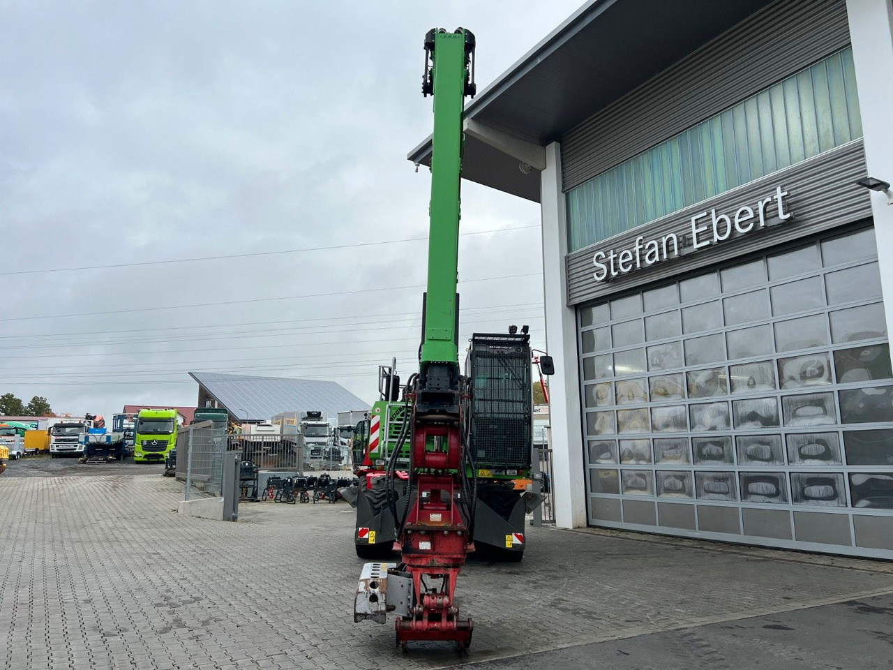 Sennebogen 718 / inkl. Vosch Fällzange / nur 1.965h! - Mobiele graafmachine: afbeelding 4 Sennebogen 718 / inkl. Vosch Fällzange / nur 1.965h! - Mobiele graafmachine: afbeelding 4