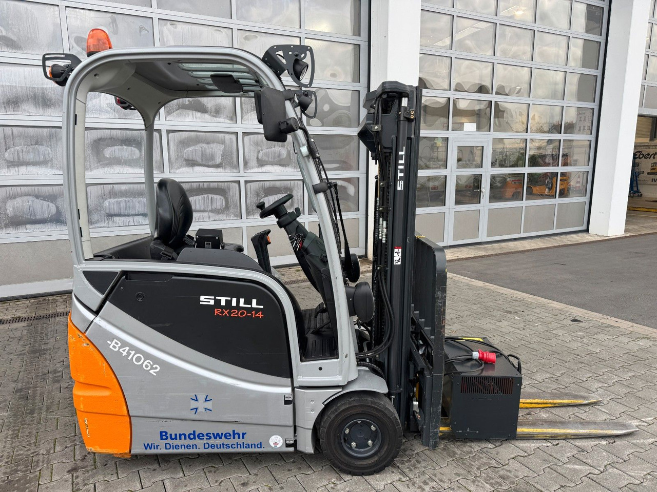 Still RX 20-14 / Triplex: 4,3m / nur 1.147h! / SS - Elektrische heftruck: afbeelding 2 Still RX 20-14 / Triplex: 4,3m / nur 1.147h! / SS - Elektrische heftruck: afbeelding 2