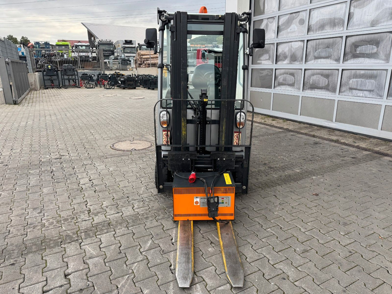 Still RX 20-14 / Triplex: 4,3m / nur 1.147h! / SS - Elektrische heftruck: afbeelding 4 Still RX 20-14 / Triplex: 4,3m / nur 1.147h! / SS - Elektrische heftruck: afbeelding 4