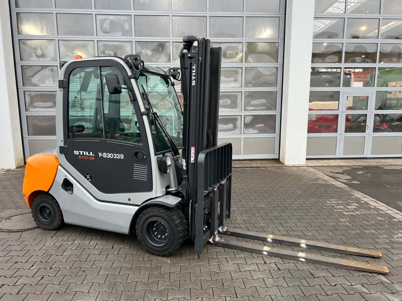 Still RX70-35 / Triplex: 4.80m / nur 325h / SS / Waage - Diesel heftruck: afbeelding 2 Still RX70-35 / Triplex: 4.80m / nur 325h / SS / Waage - Diesel heftruck: afbeelding 2