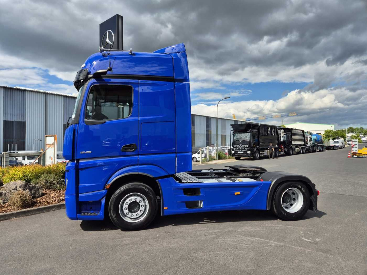 Mercedes-Benz Actros 1848 LS Retarder Standklima MirrorCam Big - Trekker: afbeelding 4 Mercedes-Benz Actros 1848 LS Retarder Standklima MirrorCam Big - Trekker: afbeelding 4