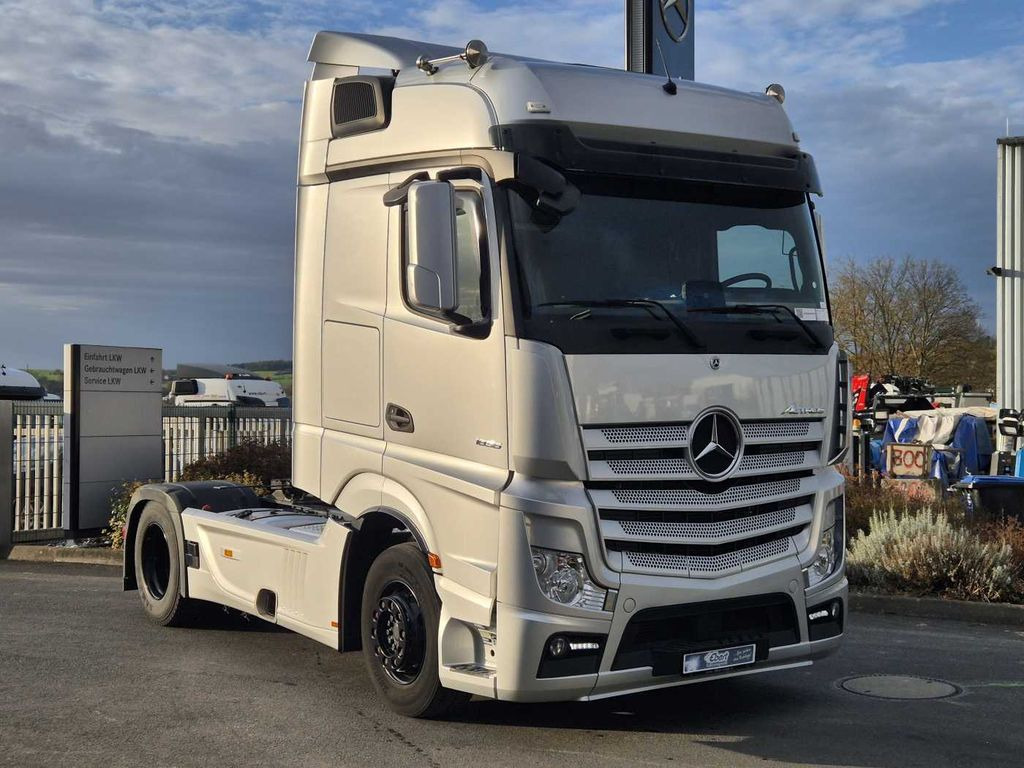 Mercedes-Benz Actros 1851 LS Öl-Retarder HPEB BigSpace PPC - Trekker: afbeelding 2 Mercedes-Benz Actros 1851 LS Öl-Retarder HPEB BigSpace PPC - Trekker: afbeelding 2
