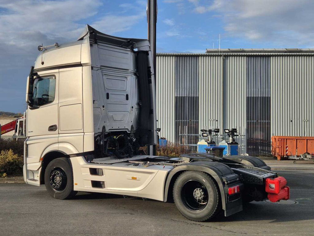 Mercedes-Benz Actros 1851 LS Öl-Retarder HPEB BigSpace PPC - Trekker: afbeelding 5 Mercedes-Benz Actros 1851 LS Öl-Retarder HPEB BigSpace PPC - Trekker: afbeelding 5