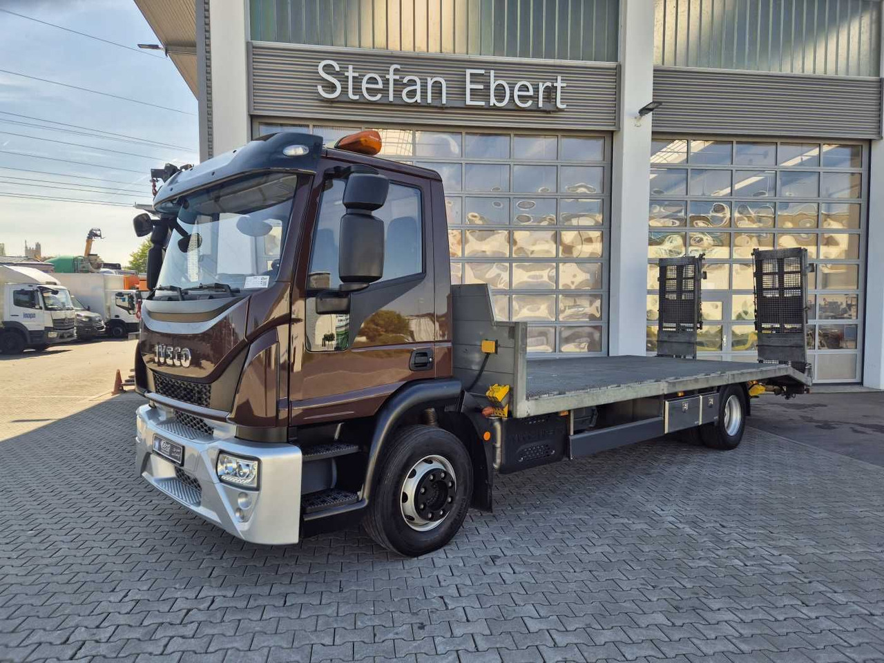 Iveco Eurocargo ML140E25/P Maschinentransporter Winde - Vrachtwagen: afbeelding 2 Iveco Eurocargo ML140E25/P Maschinentransporter Winde - Vrachtwagen: afbeelding 2