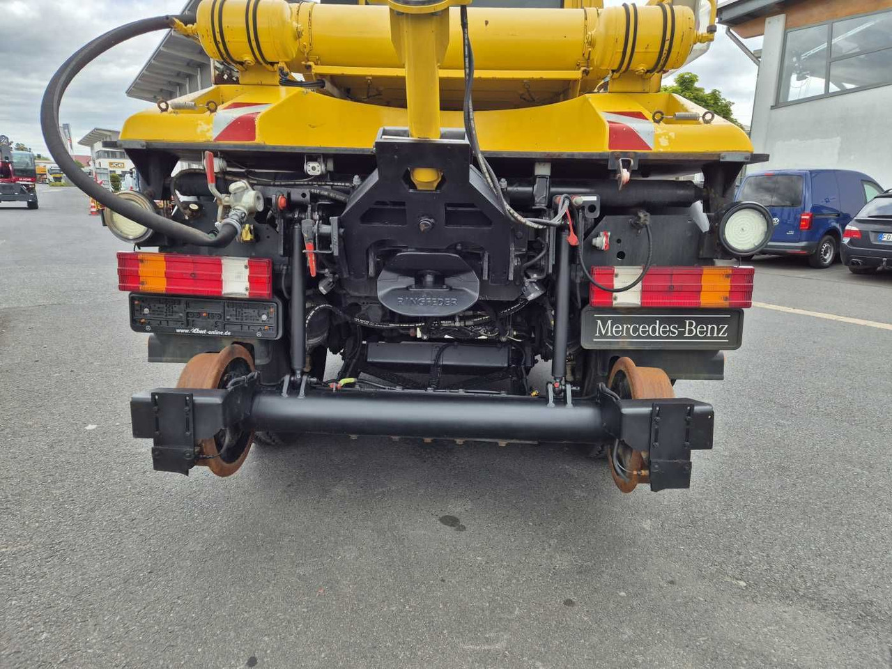 Vrachtwagen Mercedes-Benz Unimog U400 4x4 Zweiwege ZAGRO 800t/52 Achsen: afbeelding 8
