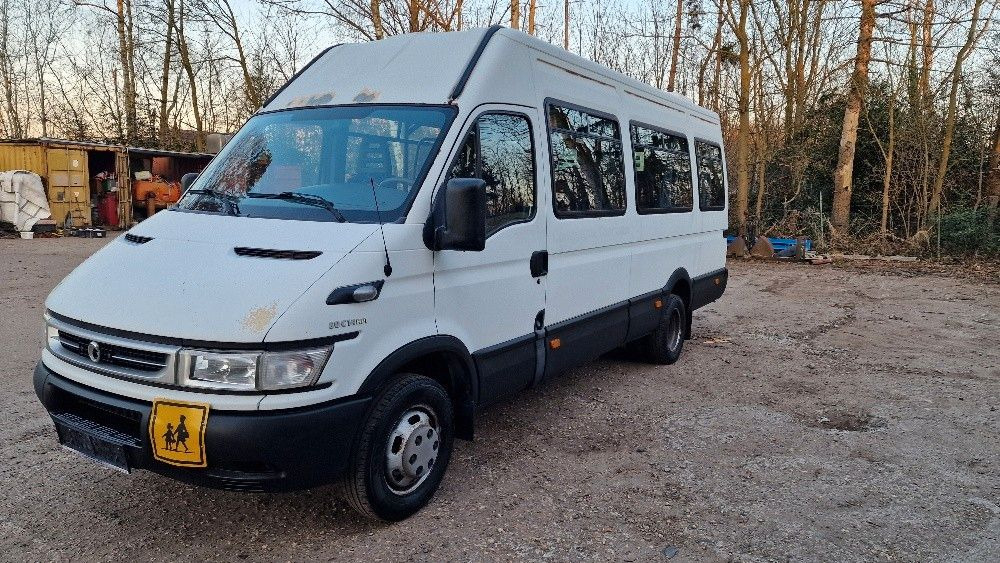 Iveco Daily 3.0 lit. Motor - Minibus, Personenvervoer: afbeelding 1 Iveco Daily 3.0 lit. Motor - Minibus, Personenvervoer: afbeelding 1