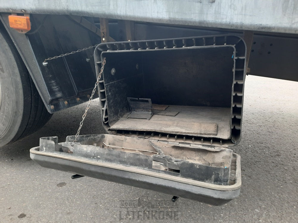 Autovrachtwagen vrachtwagen Scania P380 8x2 koneenkuljetusauto: afbeelding 11