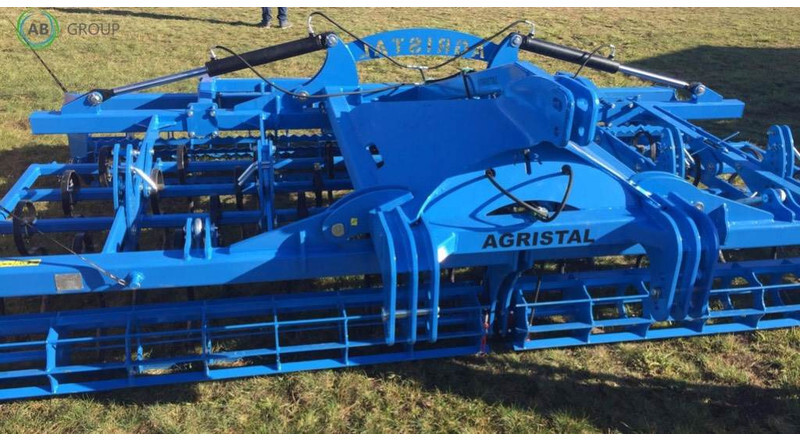 AGRISTAL Hydraulically folding seedbed cultivator/ - Cultivator: afbeelding 1 AGRISTAL Hydraulically folding seedbed cultivator/ - Cultivator: afbeelding 1