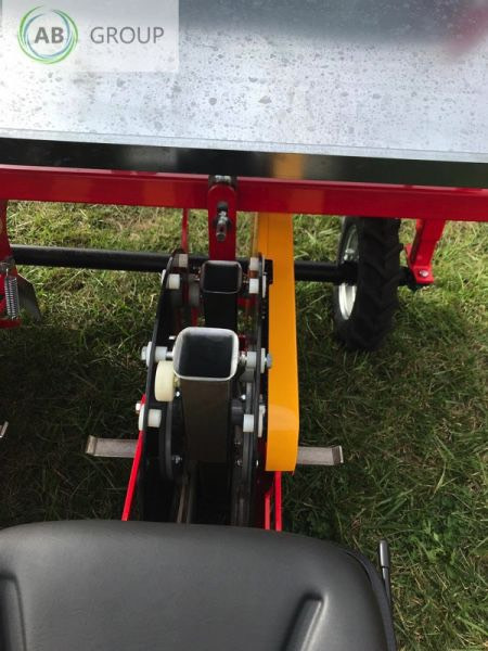 Agro-Osek double row cup planter S237/3 - Zaai-/ Plantmachine: afbeelding 5 Agro-Osek double row cup planter S237/3 - Zaai-/ Plantmachine: afbeelding 5