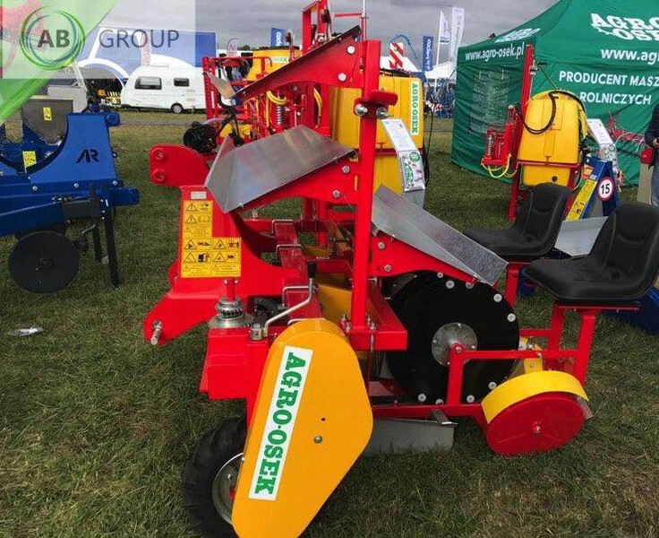 Agro-Osek sadzarka kubeczkowa dwurzędowa S237/3 - Aardappelpootmachine: afbeelding 3 Agro-Osek sadzarka kubeczkowa dwurzędowa S237/3 - Aardappelpootmachine: afbeelding 3