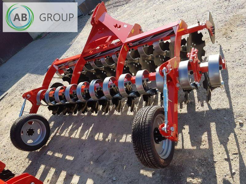 Awemak front-mounted disc harrow OZYRYS BTF 30 - Schijveneg: afbeelding 3 Awemak front-mounted disc harrow OZYRYS BTF 30 - Schijveneg: afbeelding 3