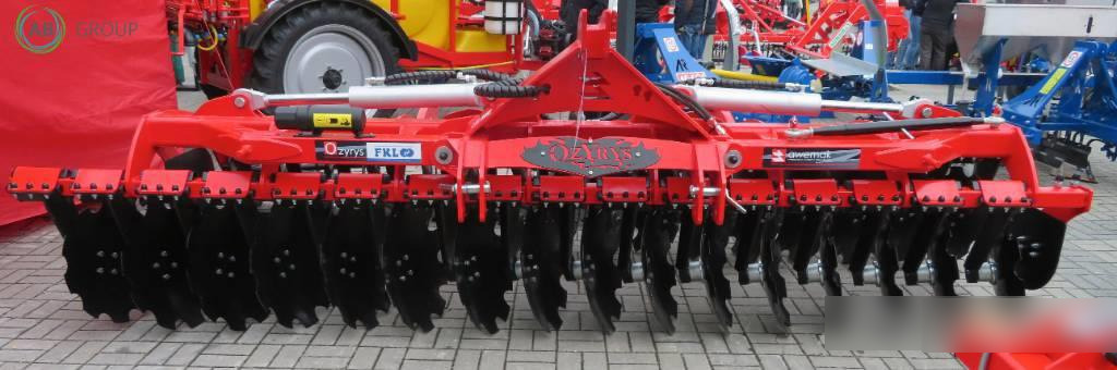 Awemak hydraulic folding disc harrow Ozyrys BTH40, 4 m - Schijveneg: afbeelding 1 Awemak hydraulic folding disc harrow Ozyrys BTH40, 4 m - Schijveneg: afbeelding 1