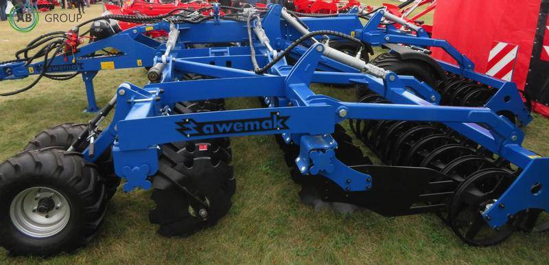 Awemak hydraulically folding heavy disc harrow Goliath CBTHD60, 6 m - Schijveneg: afbeelding 3 Awemak hydraulically folding heavy disc harrow Goliath CBTHD60, 6 m - Schijveneg: afbeelding 3