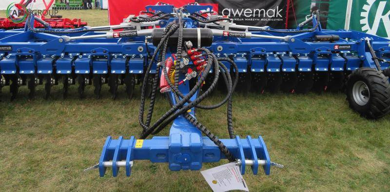 Awemak hydraulically folding heavy disc harrow Goliath CBTHD60, 6 m - Schijveneg: afbeelding 4 Awemak hydraulically folding heavy disc harrow Goliath CBTHD60, 6 m - Schijveneg: afbeelding 4