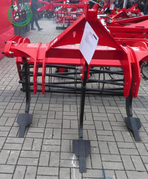 Awemak modular subsoiler Shorti (3 teeth) - Woeler: afbeelding 1 Awemak modular subsoiler Shorti (3 teeth) - Woeler: afbeelding 1