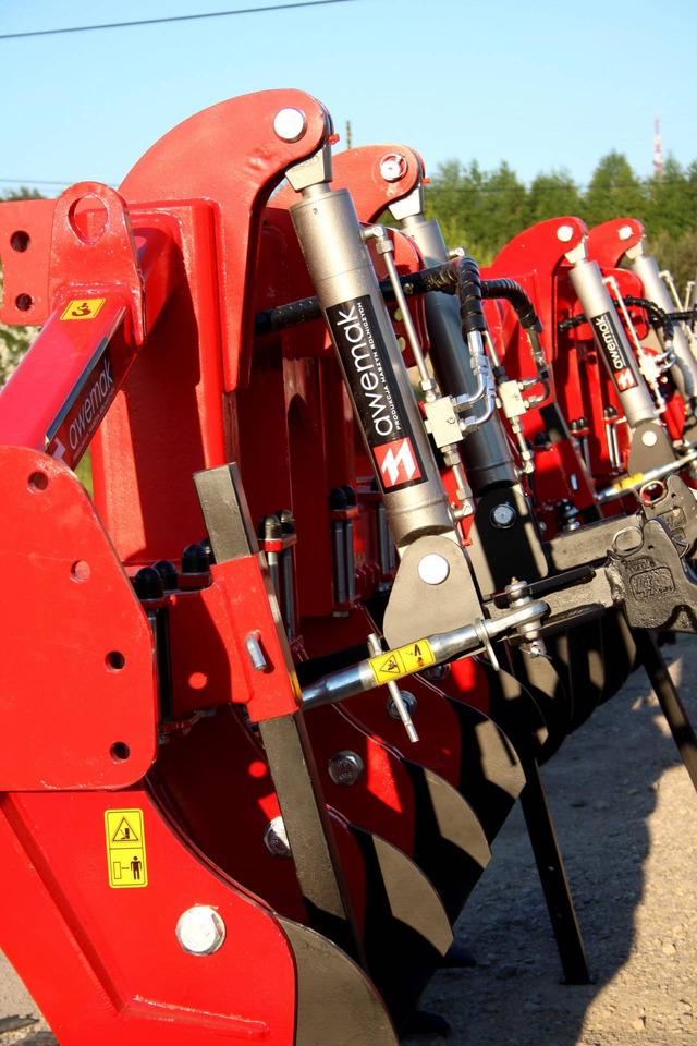 Awemak subsoiler Mamut 3 m - Woeler: afbeelding 4 Awemak subsoiler Mamut 3 m - Woeler: afbeelding 4