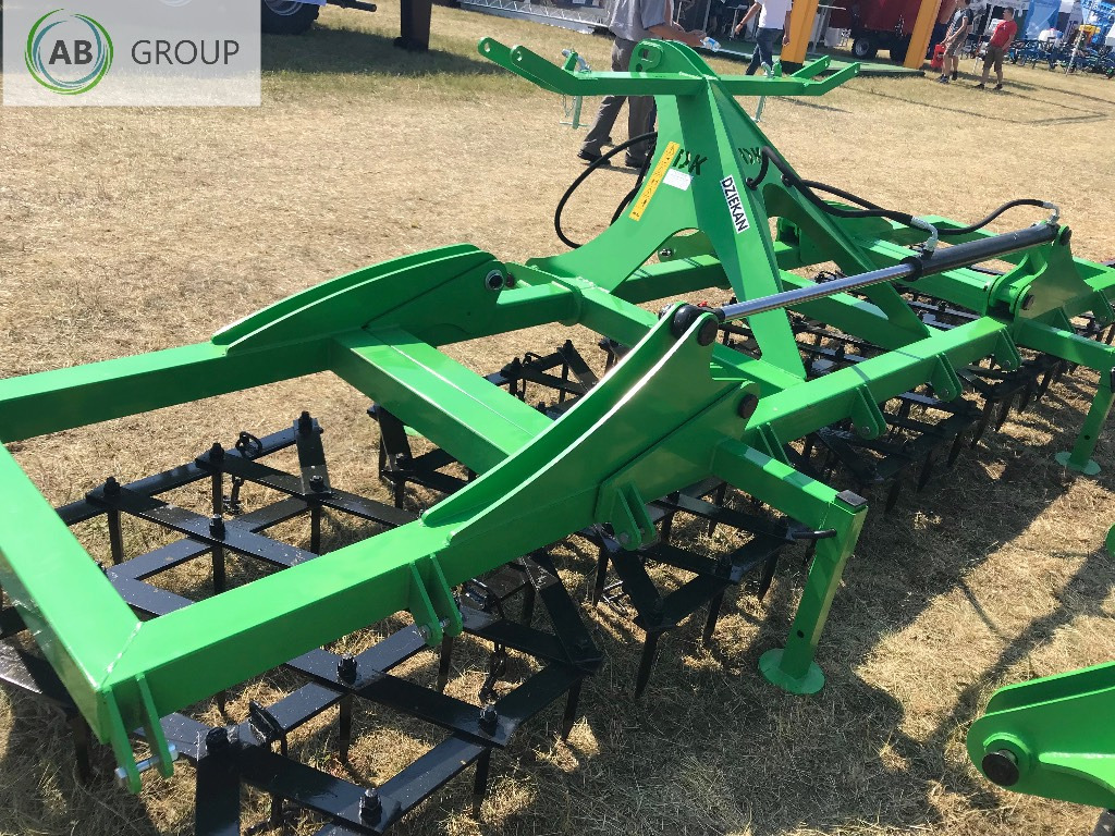 Dziekan hydraulic folding meadow harrow WUKA 5m 5C20H - Weidesleep: afbeelding 1 Dziekan hydraulic folding meadow harrow WUKA 5m 5C20H - Weidesleep: afbeelding 1