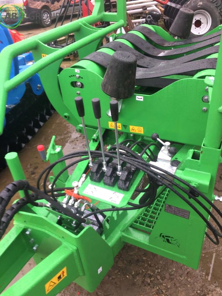 Inter-Tech self loading bale wrap GO01 - Wikkelaar: afbeelding 3 Inter-Tech self loading bale wrap GO01 - Wikkelaar: afbeelding 3