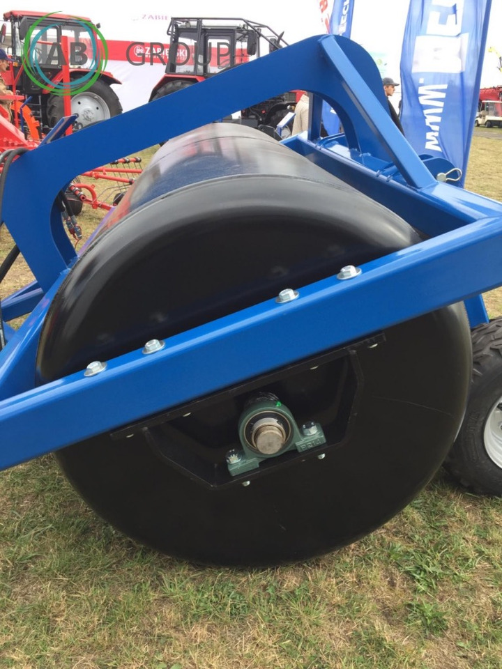 Metal-Technik Meadow Roller 2,66 m - Landbouw wals: afbeelding 3 Metal-Technik Meadow Roller 2,66 m - Landbouw wals: afbeelding 3