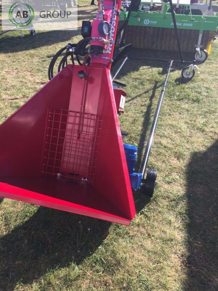 POM Augustów auger conveyor with electric drive T 206/4 - Apparatuur na de oogst: afbeelding 2 POM Augustów auger conveyor with electric drive T 206/4 - Apparatuur na de oogst: afbeelding 2