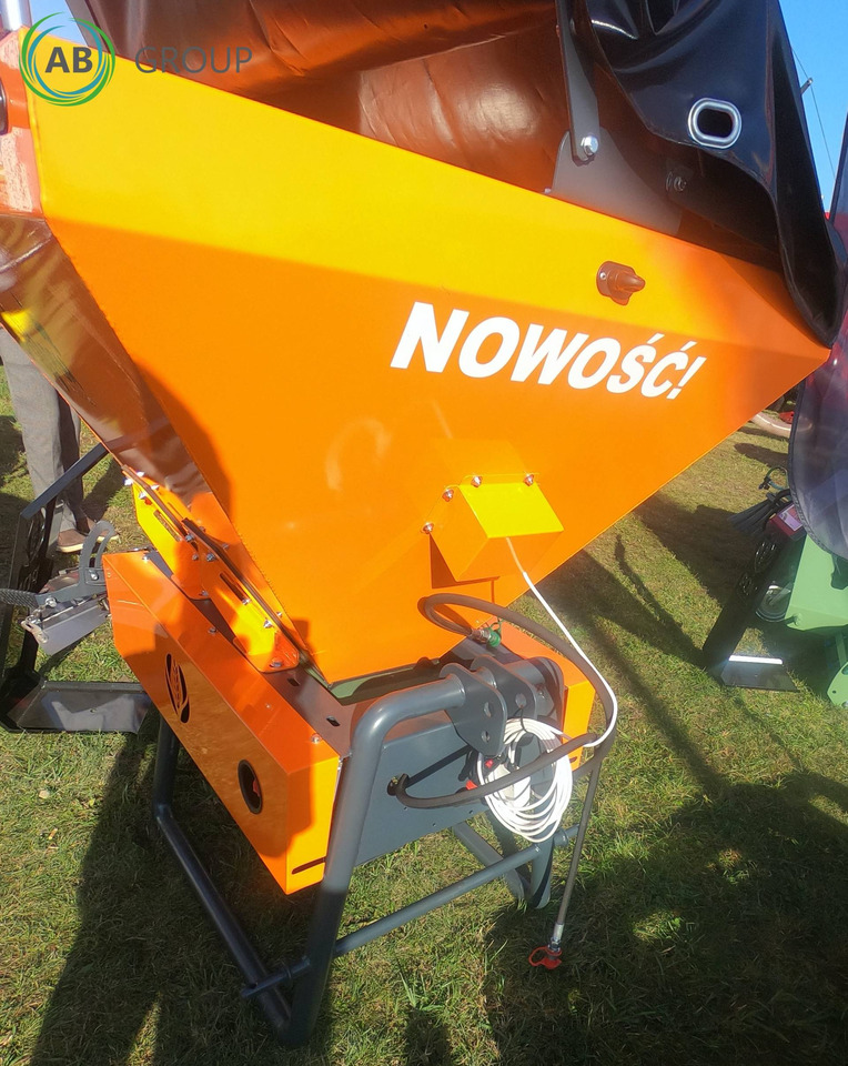 POM Augustów spreader Motyl N031M hydraulic-electric drive - Schijveneg: afbeelding 4 POM Augustów spreader Motyl N031M hydraulic-electric drive - Schijveneg: afbeelding 4