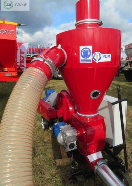 POM Augustów suction and force conveyor with three-impeller ventilator T449/2 - Apparatuur na de oogst: afbeelding 2 POM Augustów suction and force conveyor with three-impeller ventilator T449/2 - Apparatuur na de oogst: afbeelding 2