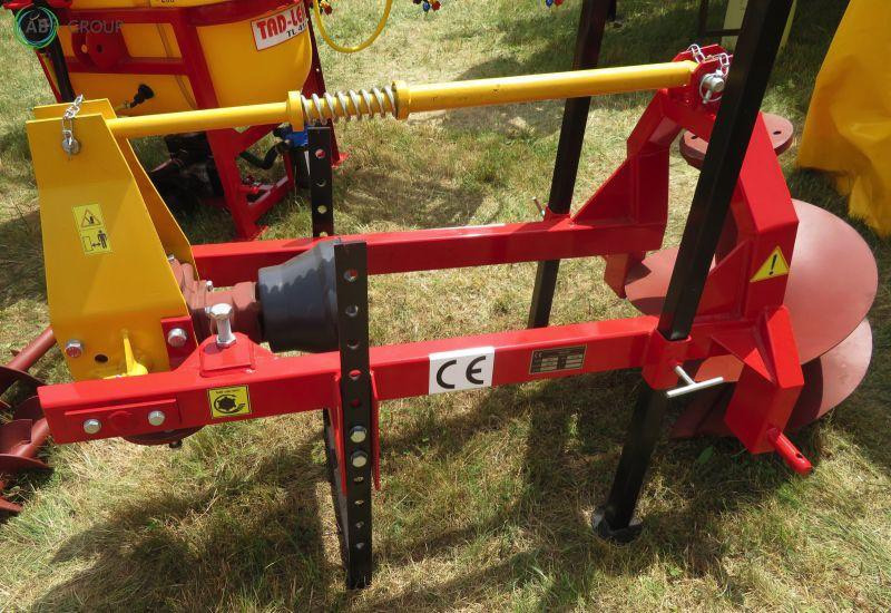 Tad-Len tractor auger SZ-1 - Grondboor voor Landbouwmachine: afbeelding 1 Tad-Len tractor auger SZ-1 - Grondboor voor Landbouwmachine: afbeelding 1