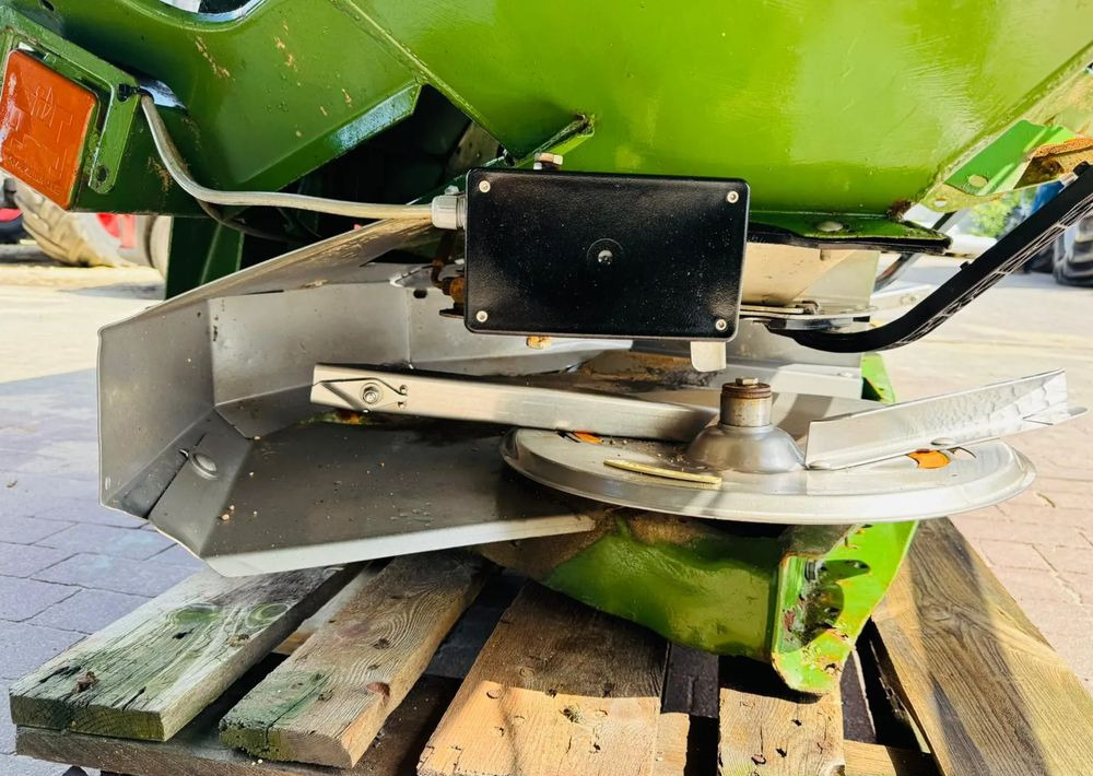 Amazone ZA-M maxiS - Kunstmeststrooier: afbeelding 2 Amazone ZA-M maxiS - Kunstmeststrooier: afbeelding 2