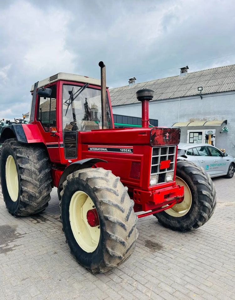 Case IH 1255 XL - Tractor: afbeelding 1 Case IH 1255 XL - Tractor: afbeelding 1
