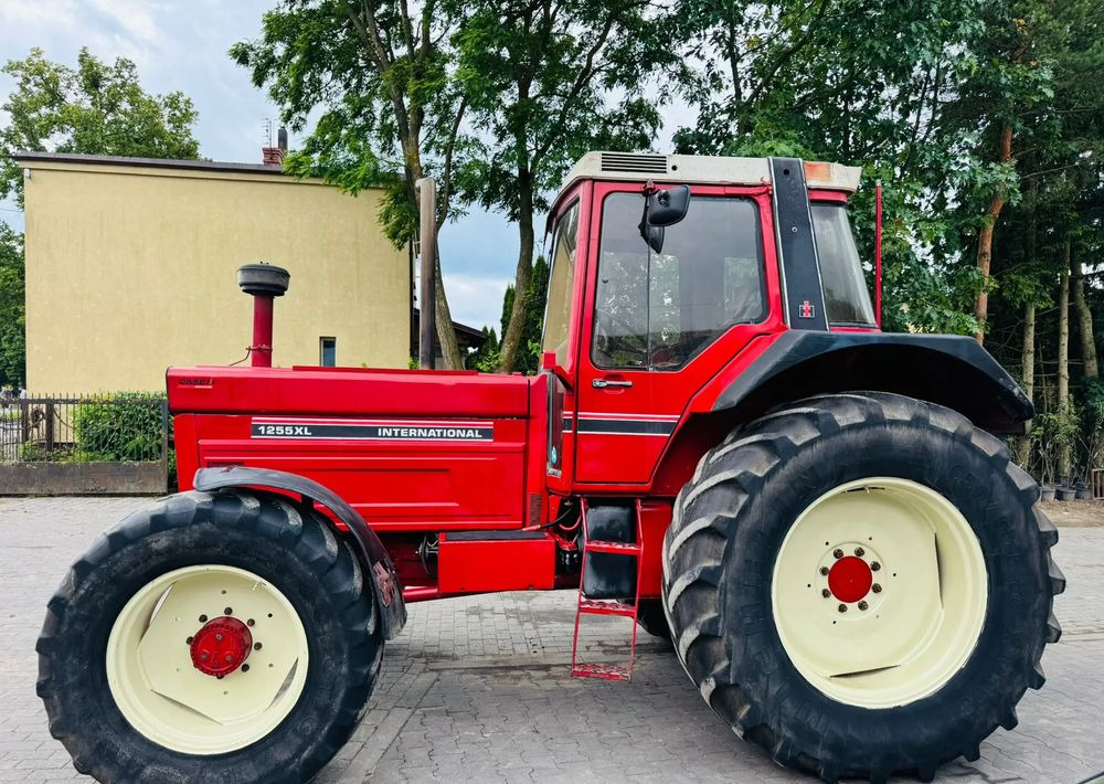 Case IH 1255 XL - Tractor: afbeelding 3 Case IH 1255 XL - Tractor: afbeelding 3