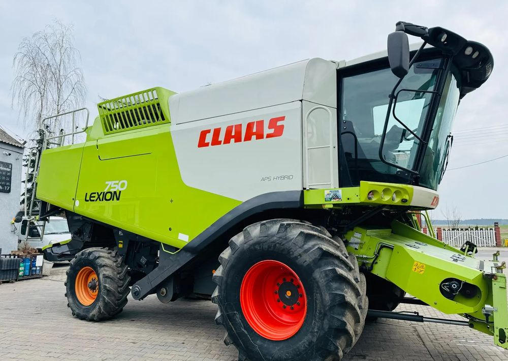 Claas LEXION 750 APS HYBRID - Maaidorser: afbeelding 3 Claas LEXION 750 APS HYBRID - Maaidorser: afbeelding 3