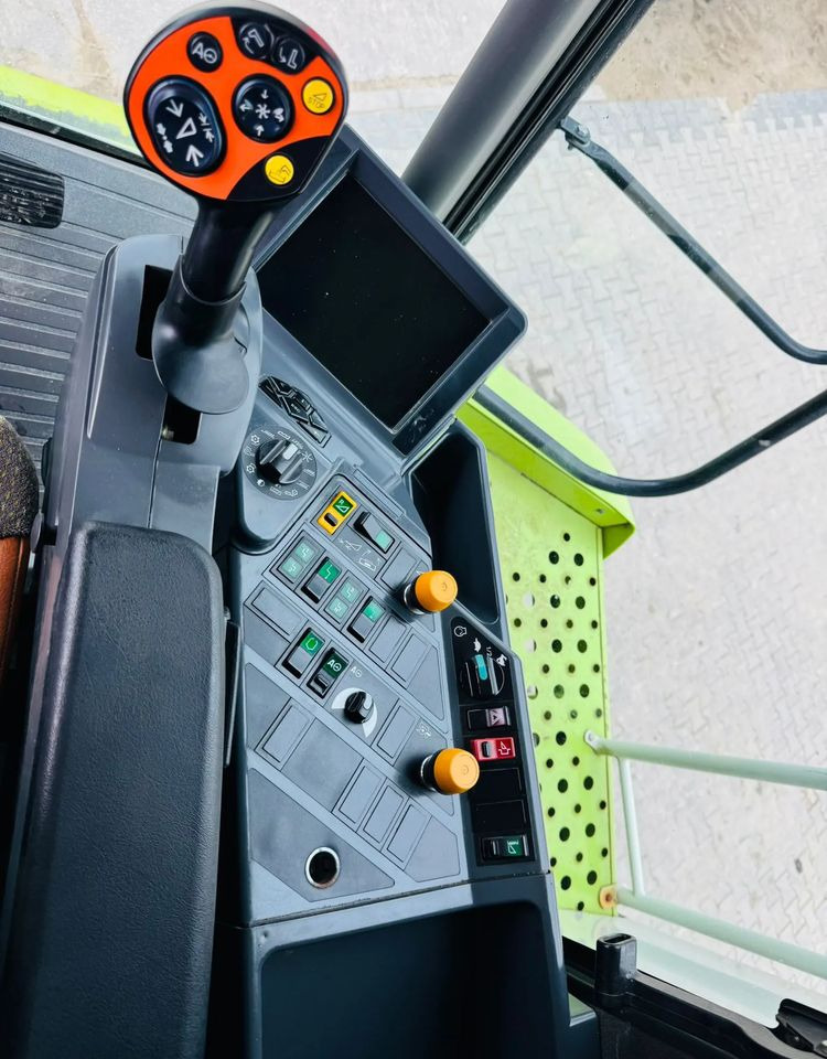 Claas Lexion 550 - Maaidorser: afbeelding 2 Claas Lexion 550 - Maaidorser: afbeelding 2