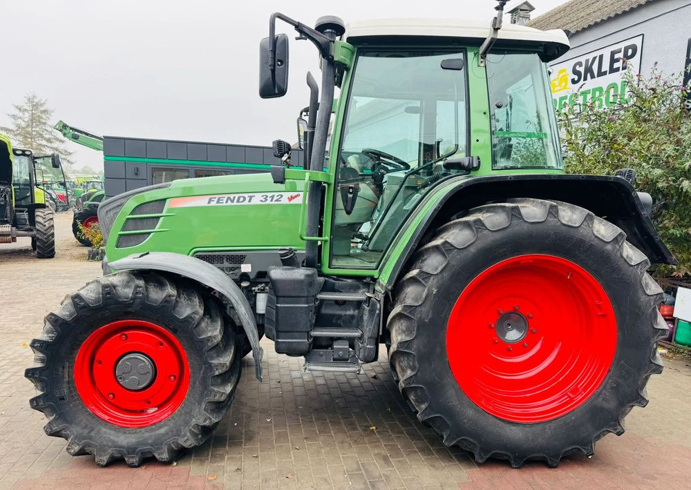 Fendt 312 Vario - Tractor: afbeelding 2 Fendt 312 Vario - Tractor: afbeelding 2