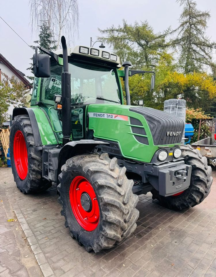 Fendt 312 Vario - Tractor: afbeelding 4 Fendt 312 Vario - Tractor: afbeelding 4