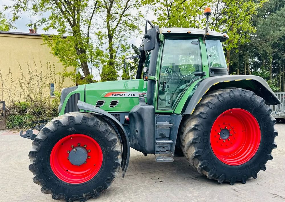 Tractor Fendt 716 Vario: afbeelding 9 Tractor Fendt 716 Vario: afbeelding 9